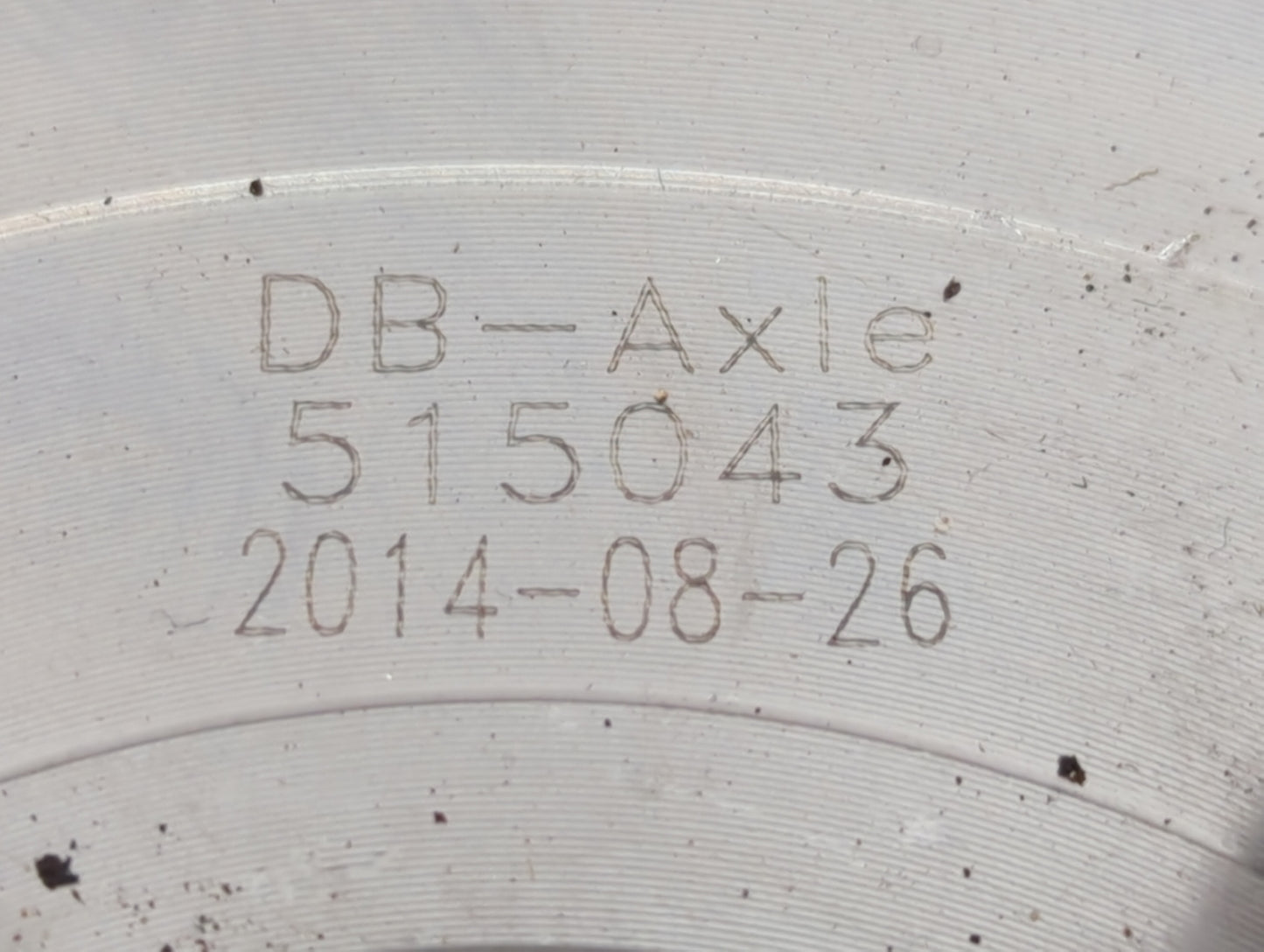 2005 Lincoln Navigator Driver Front Wheel Hub Oem - Oemusedautoparts1.com