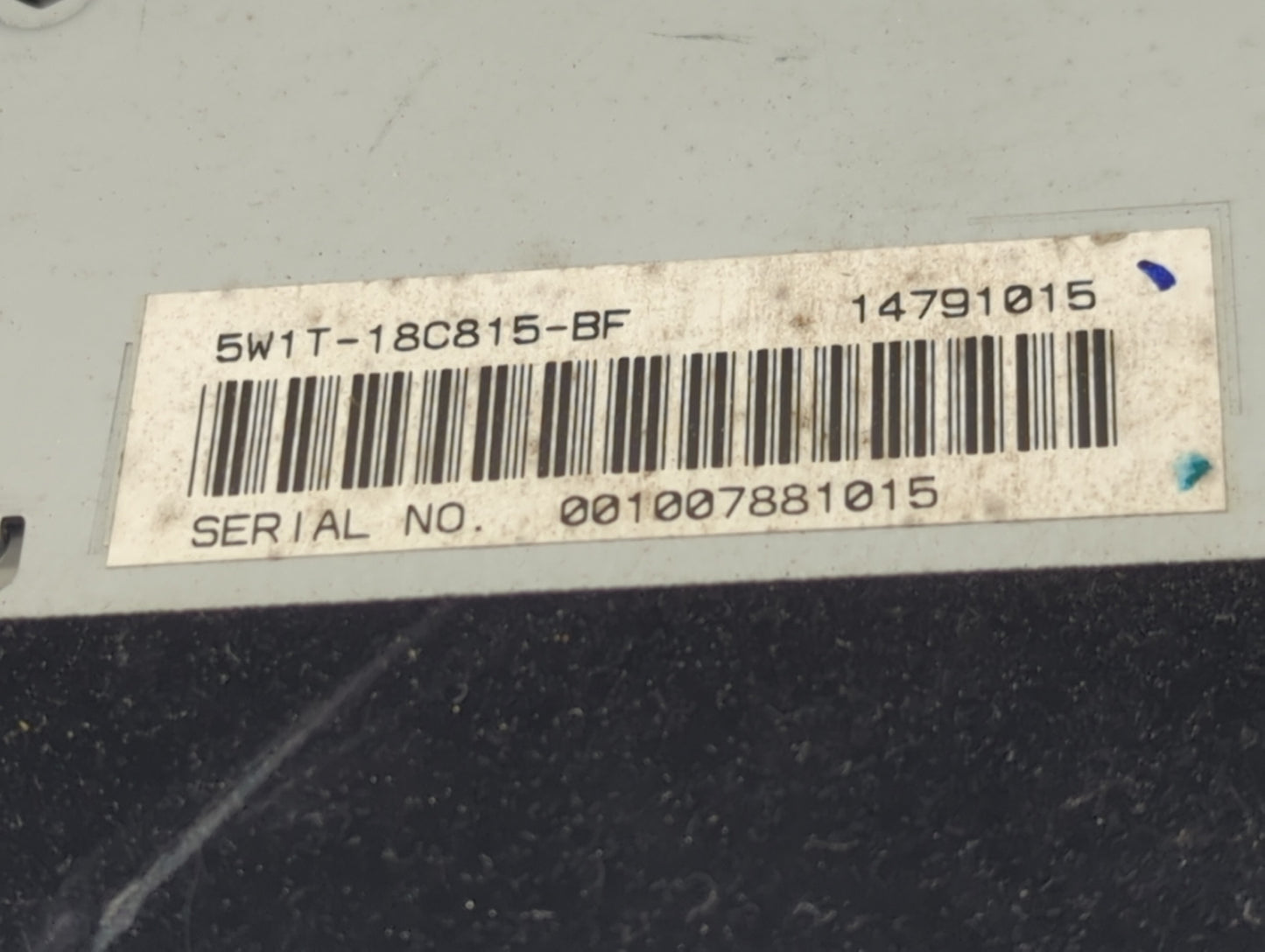 2005 Lincoln Town Car Radio AM FM Cd Player Receiver Replacement P/N:5W1T-18C815-BF 14791015 Fits OEM Used Auto Parts - Oemu