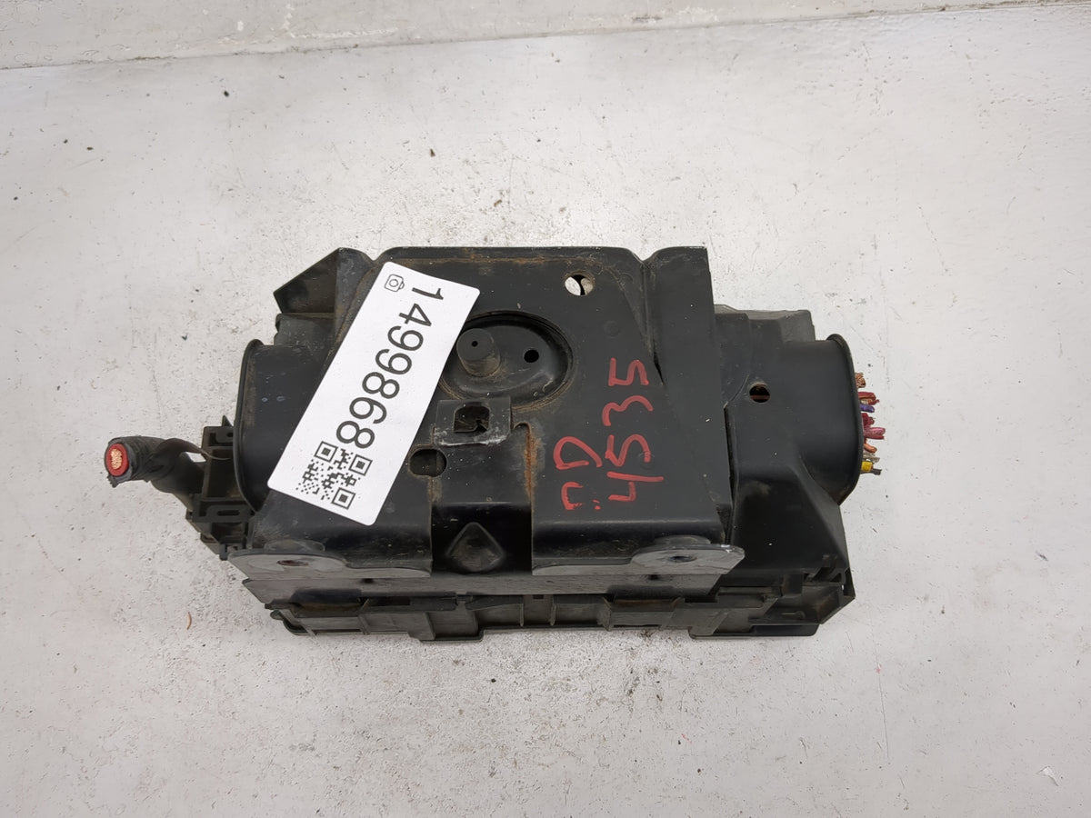 2004-2011 Lincoln Town Car Fusebox Fuse Box Panel Relay Module P/N:4L3T-14A003-AA 5C3T-14B192-AA Fits OEM Used Auto Parts -