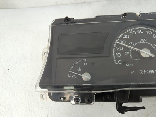 2005 Lincoln Town Car Instrument Cluster Speedometer Gauges P/N:VP3W1F-10890-AC Fits OEM Used Auto Parts
