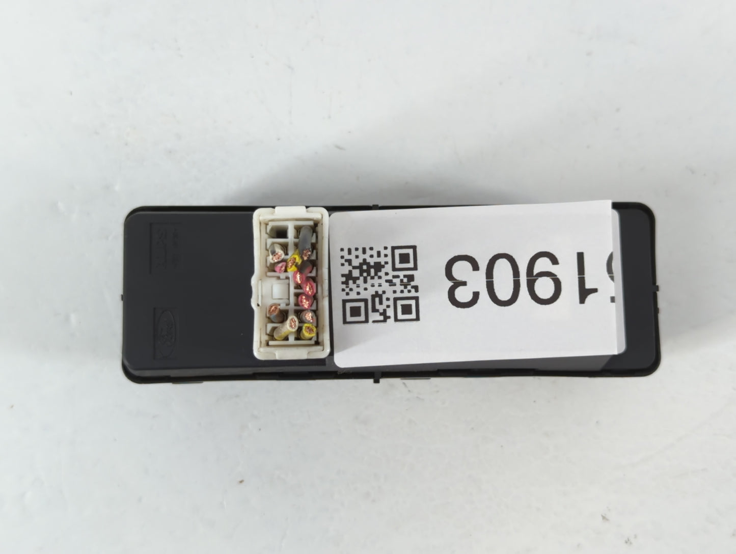 2005 Mazda Tribute Passenger Right Power Window Switch - Oemusedautoparts1.com