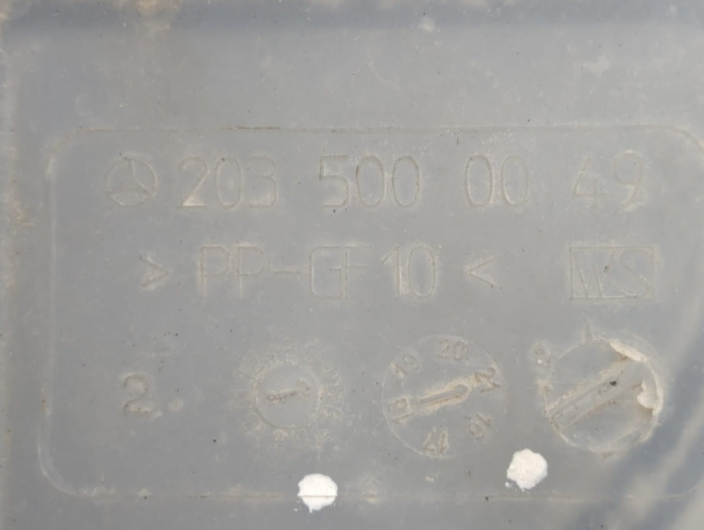 2002-2007 Mercedes-benz C230 Windshield Washer Fluid Reservoir Bottle Oem - Oemusedautoparts1.com