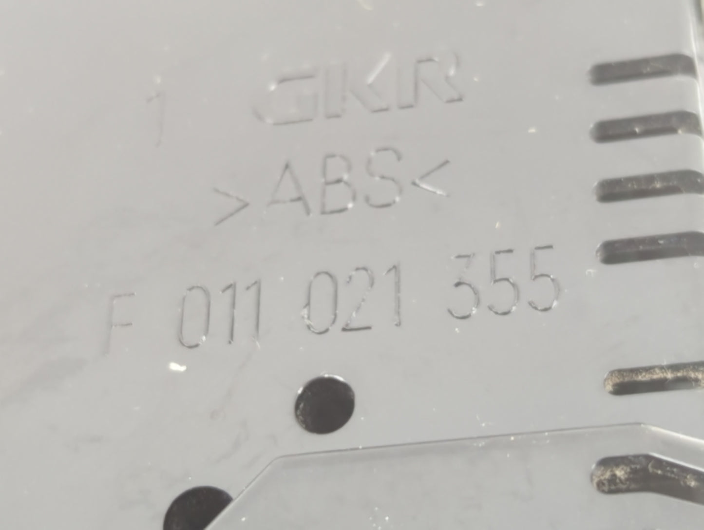 2001-2005 Mercedes-Benz C240 Climate Control Module Temperature AC/Heater Replacement P/N:F 011 021 355 Fits OEM Used Auto P