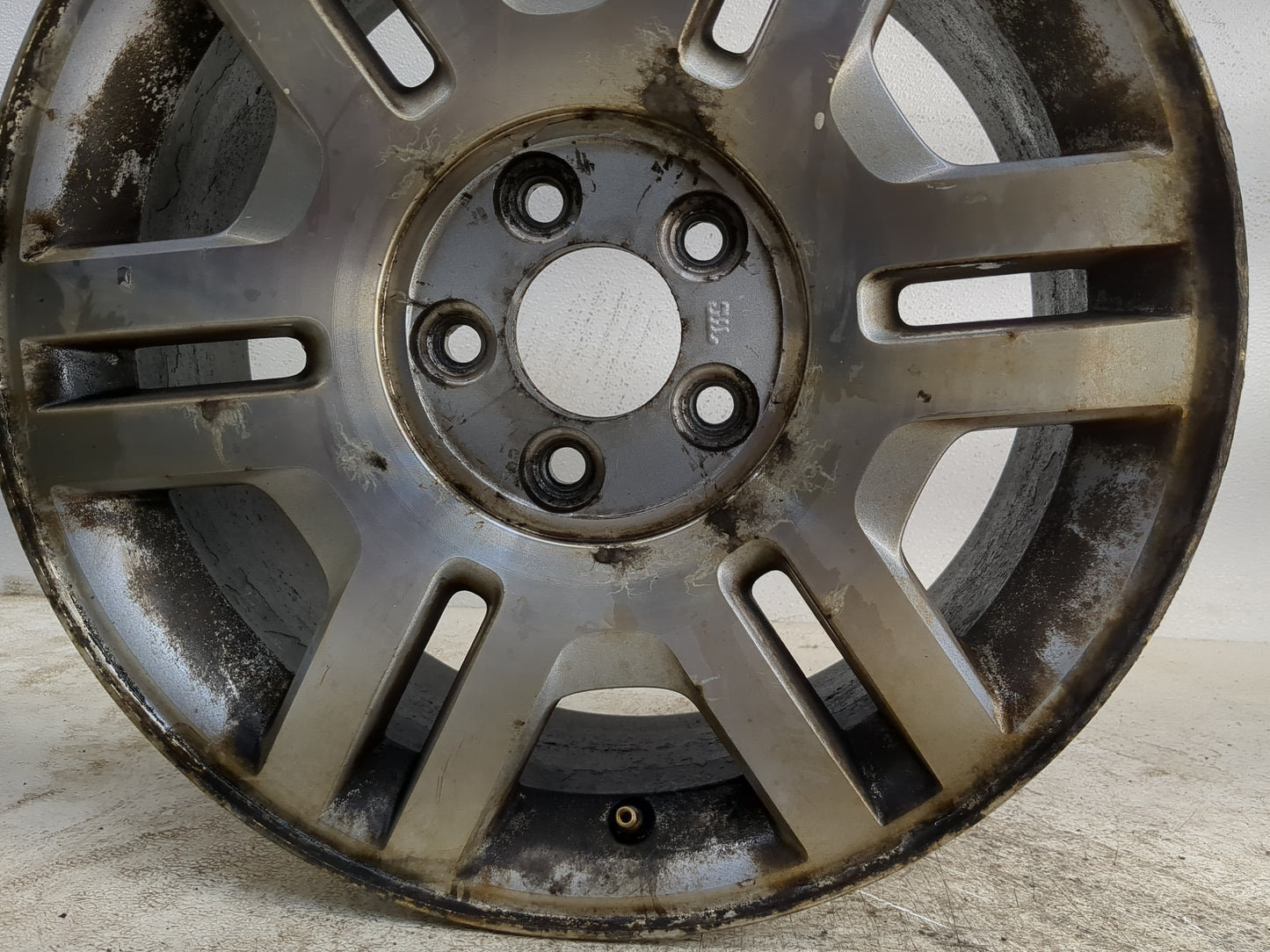 2005-2005 Mercury Mountaineer Oem Wheel Rim - Oemusedautoparts1.com