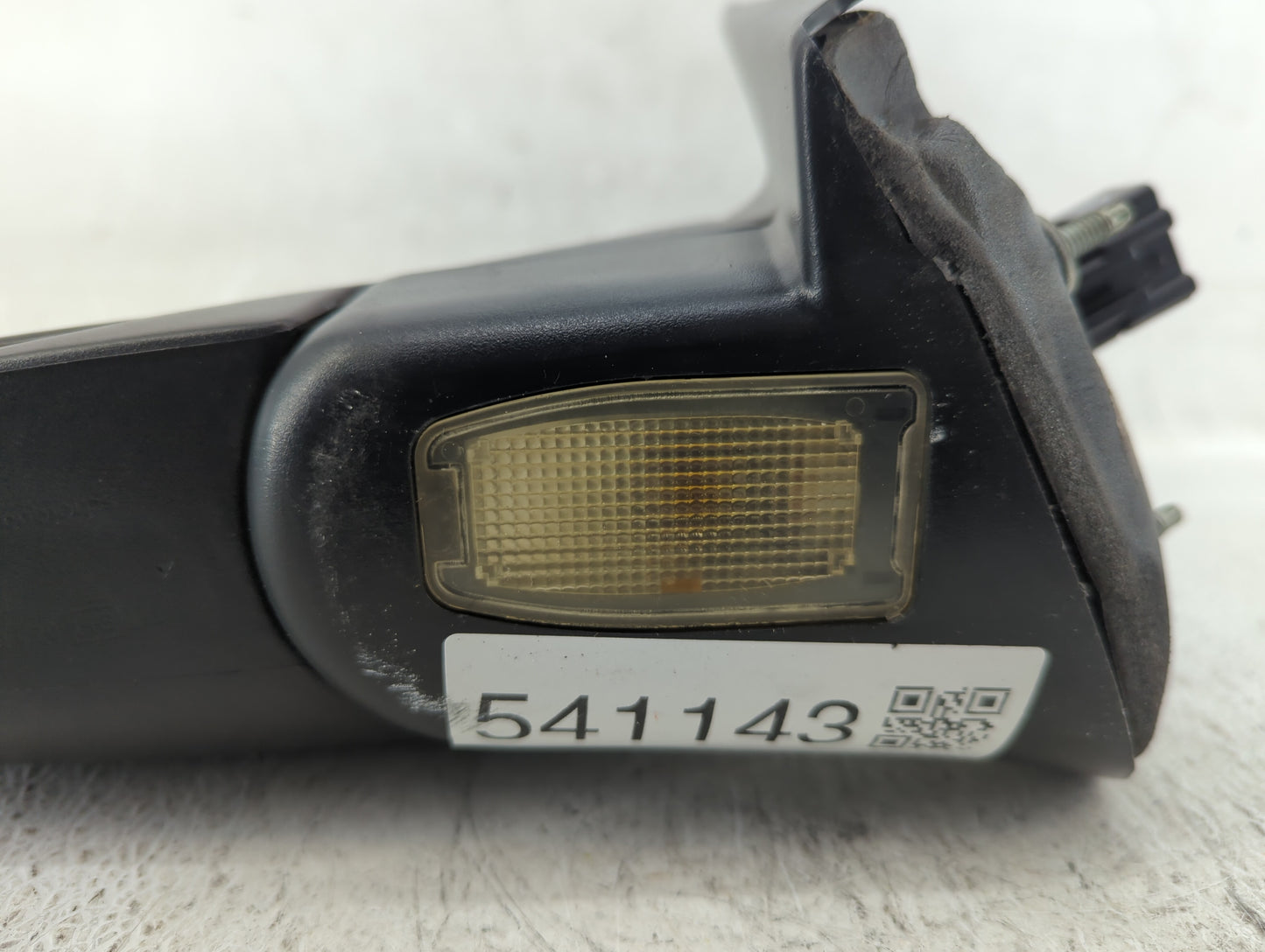 2002-2005 Mercury Mountaineer Driver Side View Mirror - Left Door Mirror OEM Used - Oemusedautoparts1.com