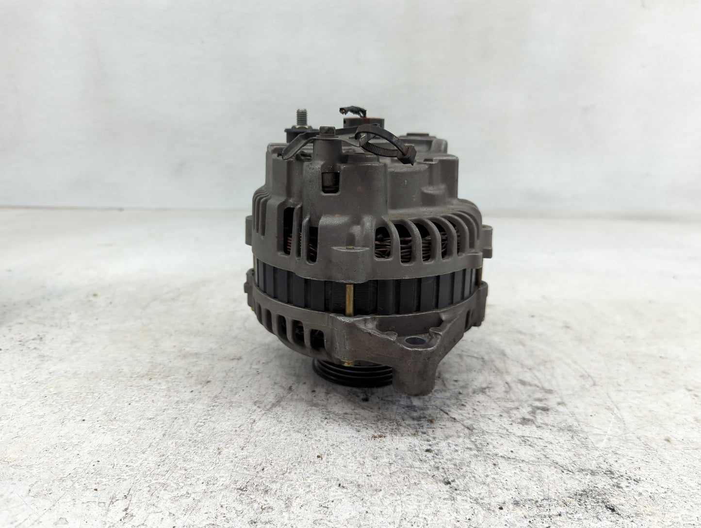 2005 Nissan Altima Alternator Replacement Generator Charging Assembly Engine OEM Fits Fits 1995 1996 1997 1998 OEM Used Auto