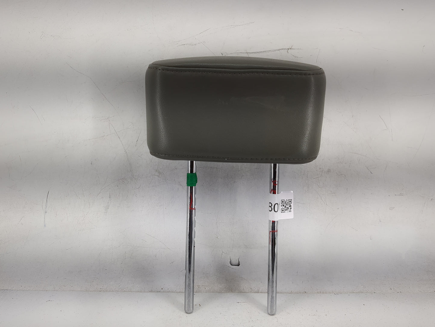 2005 Nissan Armada Headrest Head Rest Front Driver Seat Gray 1480801 - Oemusedautoparts1.com