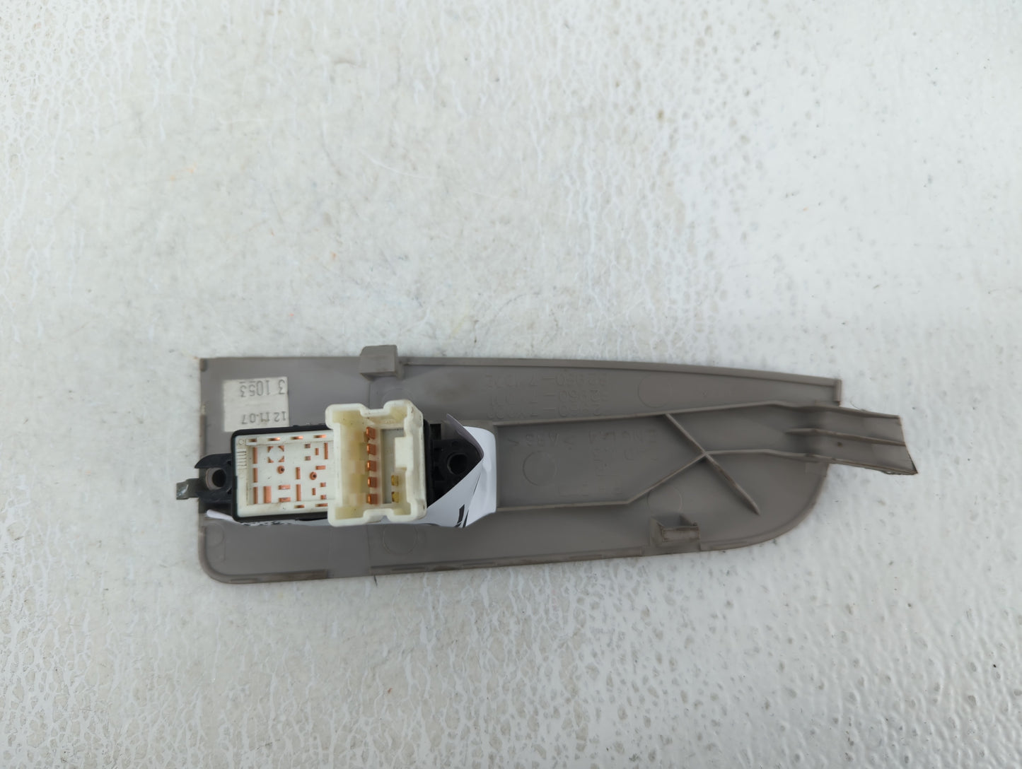 2005 Nissan Maxima Master Power Window Switch Replacement Driver Side Left P/N:82960-7Y000 82960-7Y001, 82960-7Y002 Fits OEM