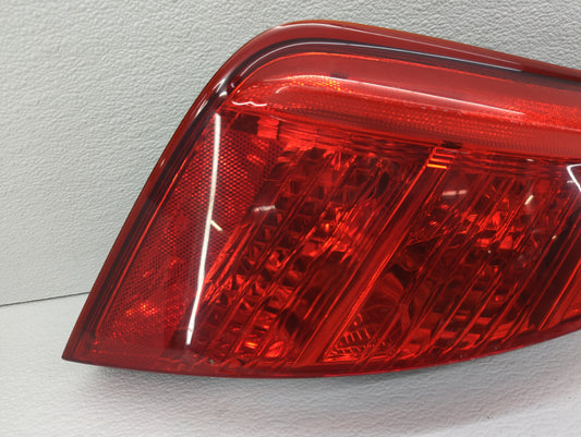 2003-2005 Nissan Murano Tail Light Assembly Driver Left OEM P/N:220-63598 Fits Fits 2003 2004 2005 OEM Used Auto Parts