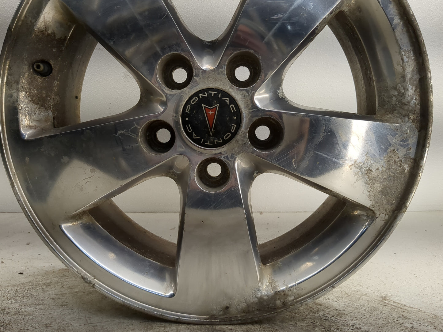 2005-2008 Pontiac Grand Prix Oem Wheel Rim - Oemusedautoparts1.com