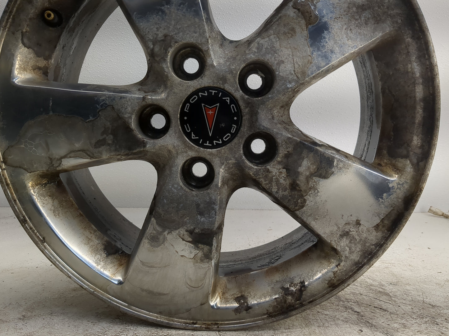 2005-2008 Pontiac Grand Prix Oem Wheel Rim - Oemusedautoparts1.com