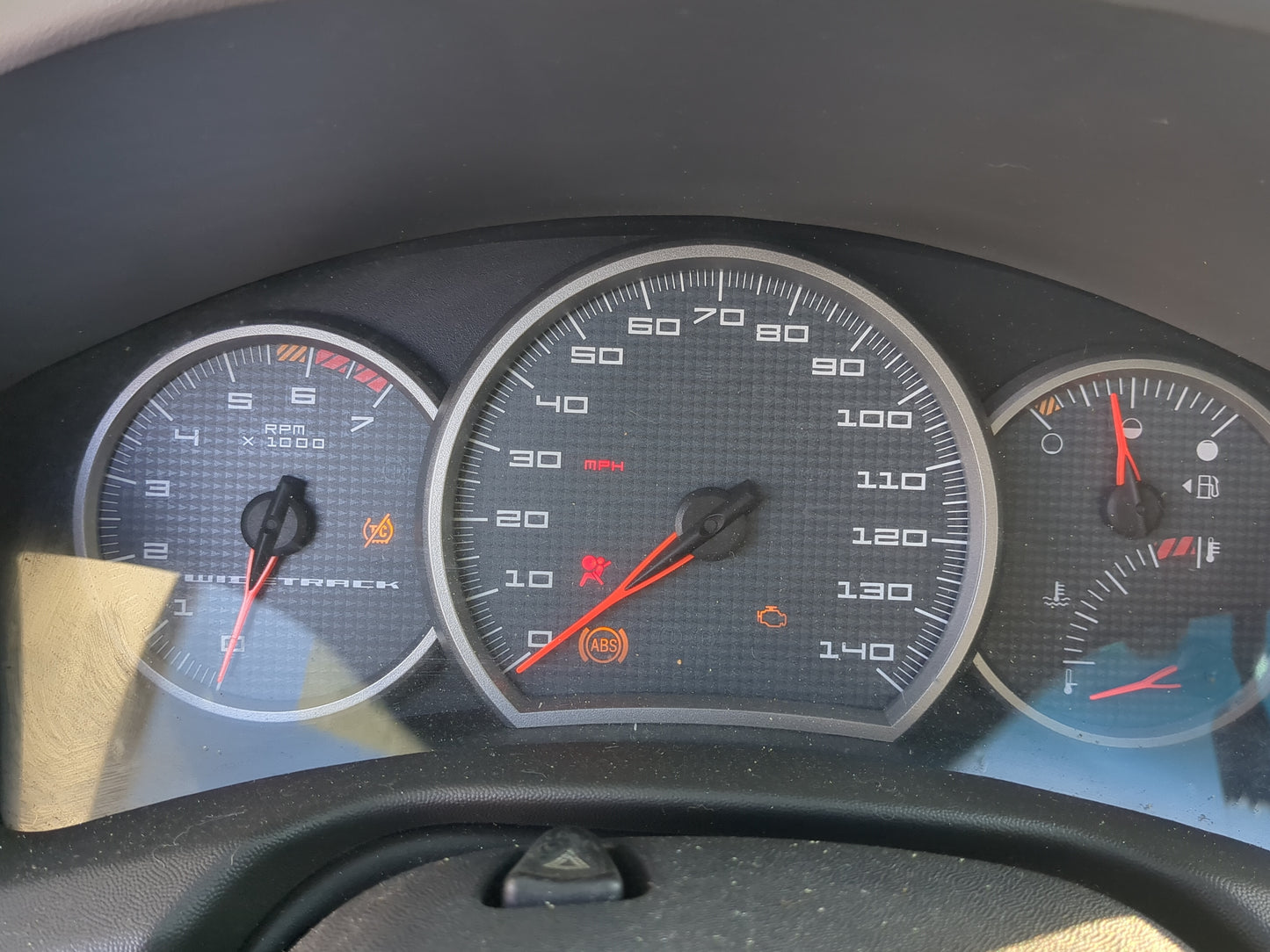 2004-2005 Pontiac Grand Prix Instrument Cluster Speedometer Gauges Miles:210K Fits Fits 2004 2005 OEM Used Auto Parts - Oemu
