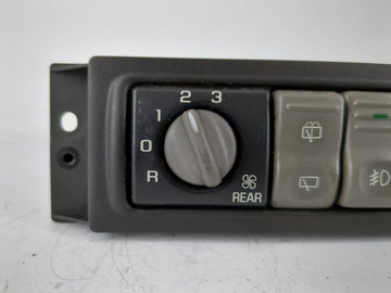 2001-2005 Pontiac Montana Climate Control Module Temperature AC/Heater Replacement P/N:10409287 Fits Fits 2001 2002 2003 2004 2005 OEM Used Auto Parts