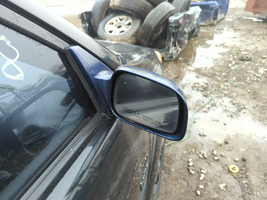 2005-2008 Pontiac Vibe Passenger Side View Mirror - Right Door Mirror OEM Used