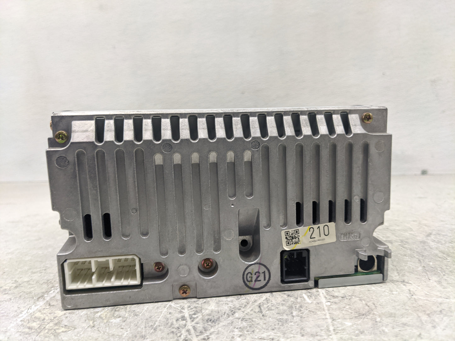 2005 Saab 92 Radio AM FM Cd Player Receiver Replacement P/N:86201FE210 Fits Fits 2006 OEM Used Auto Parts - Oemusedautoparts