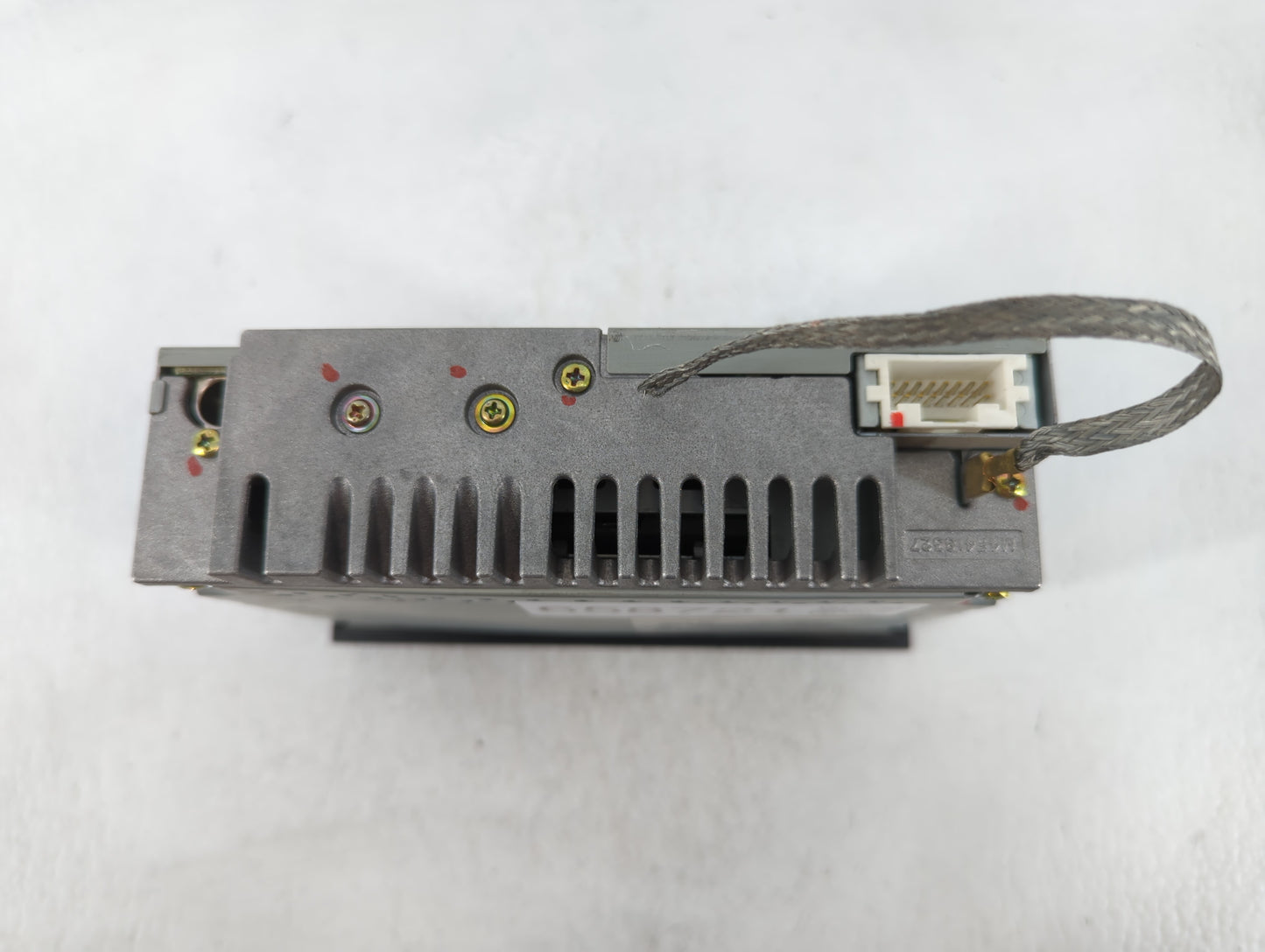 2005-2005 Saturn Ion Am Fm Cd Player Radio Receiver - Oemusedautoparts1.com