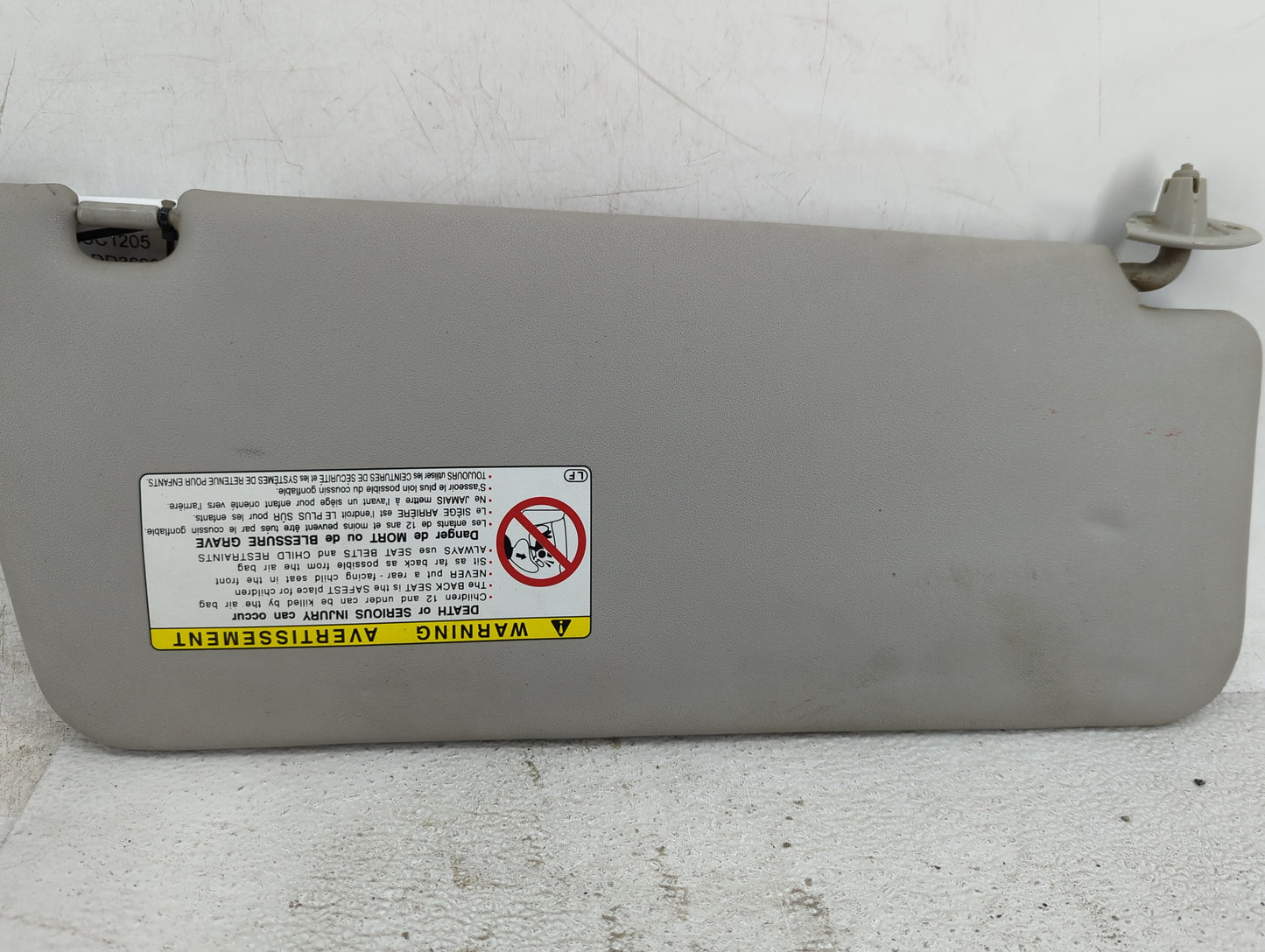 2004-2006 Scion Xb Sun Visor Shade Replacement Driver Left Mirror Fits Fits 2004 2005 2006 OEM Used Auto Parts - Oemusedauto
