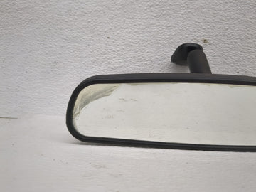 2002-2005 Subaru Impreza Interior Rear View Mirror Replacement OEM P/N:E8011681 Fits Fits 2000 2001 2002 2003 2004 2005 OEM Used Auto Parts