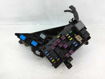 2002-2005 Subaru Legacy Fusebox Fuse Box Panel Relay Module P/N:MB100200B Fits Fits 2002 2003 2004 2005 OEM Used Auto Parts