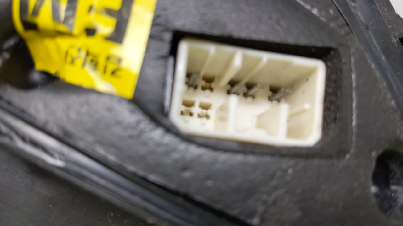 2005-2008 Suzuki Reno Passenger Side View Mirror - Right Door Mirror OEM Used - Oemusedautoparts1.com