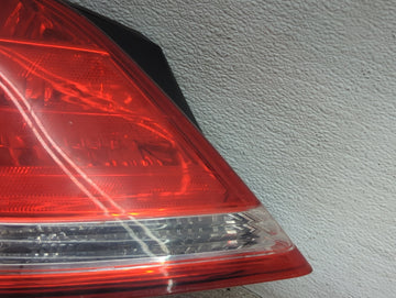 2005-2010 Toyota Avalon Tail Light Assembly Passenger Right OEM Fits Fits 2005 2006 2007 2010 OEM Used Auto Parts