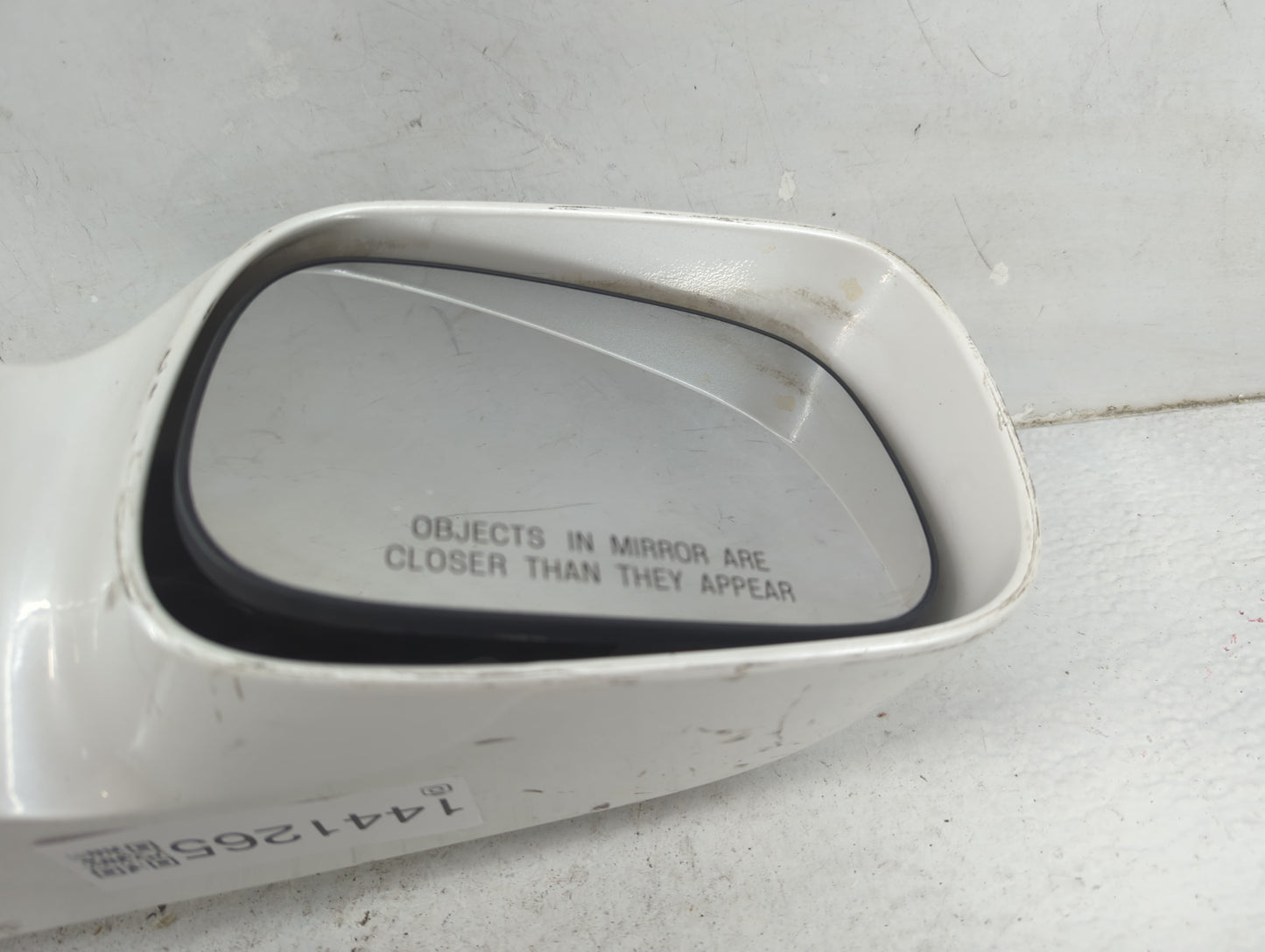 2005-2010 Toyota Avalon Passenger Side View Mirror - Right Door Mirror OEM Used - Oemusedautoparts1.com