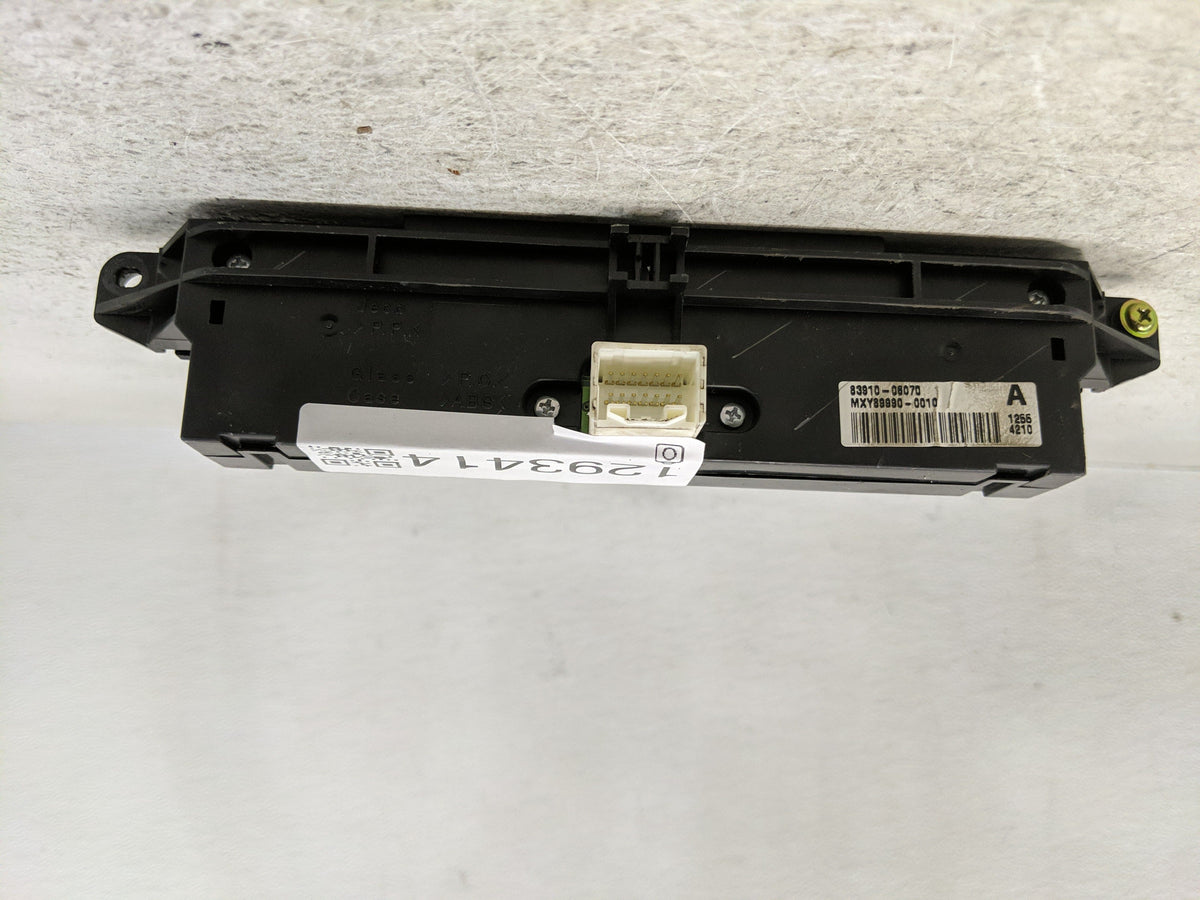 2004-2006 Toyota Camry Information Radio Display Screen 1293414 - Oemusedautoparts1.com
