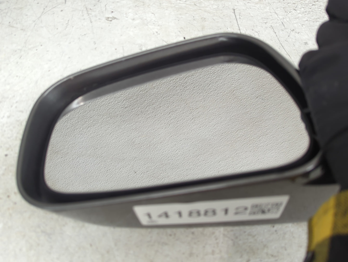 2002-2006 Toyota Camry Driver Side View Mirror - Left Door Mirror OEM Used - Oemusedautoparts1.com