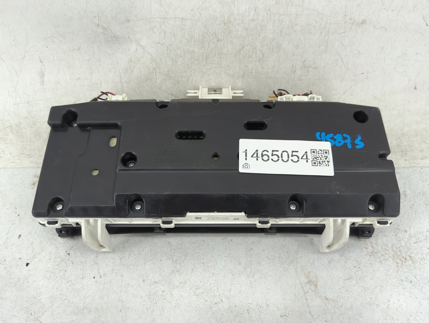 2004-2008 Toyota Corolla Instrument Cluster Speedometer Gauges P/N:83800-02D90-00 TN257420-6181 Miles: Fits OEM Used Auto Pa