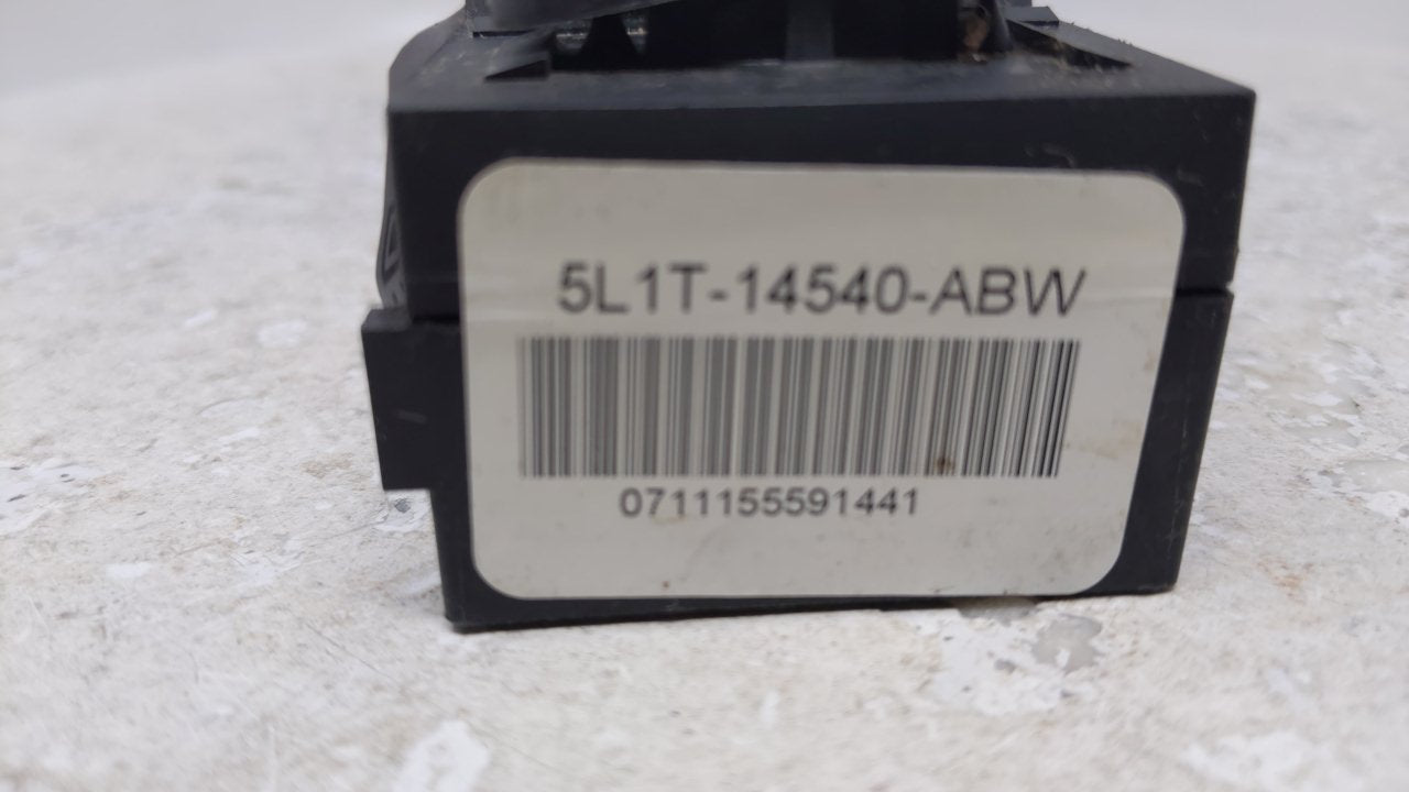 2005 Toyota Crown Master Power Window Switch Replacement Driver Side Left P/N:5L1T-14540-ABW Fits OEM Used Auto Parts - Oemu