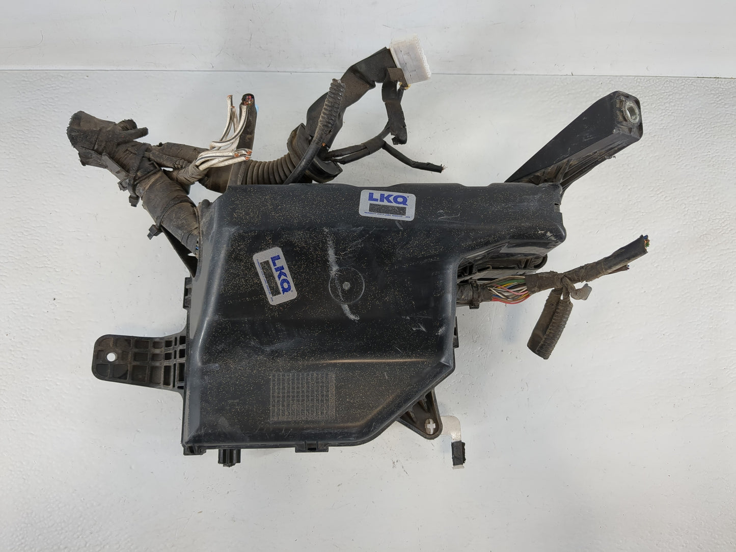 2004-2009 Toyota Prius Fusebox Fuse Box Panel Relay Module Fits Fits 2004 2005 2006 2007 2008 2009 OEM Used Auto Parts - Oem