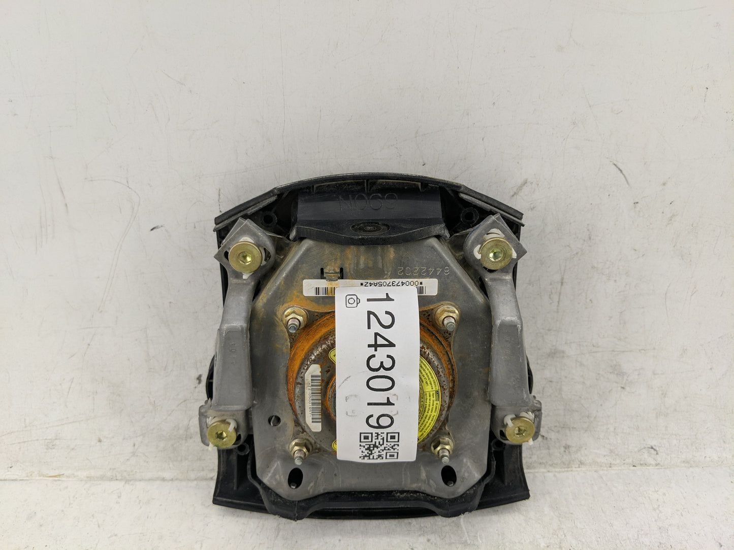 2004-2006 Toyota Prius Air Bag Driver Left Steering Wheel Mounted - Oemusedautoparts1.com