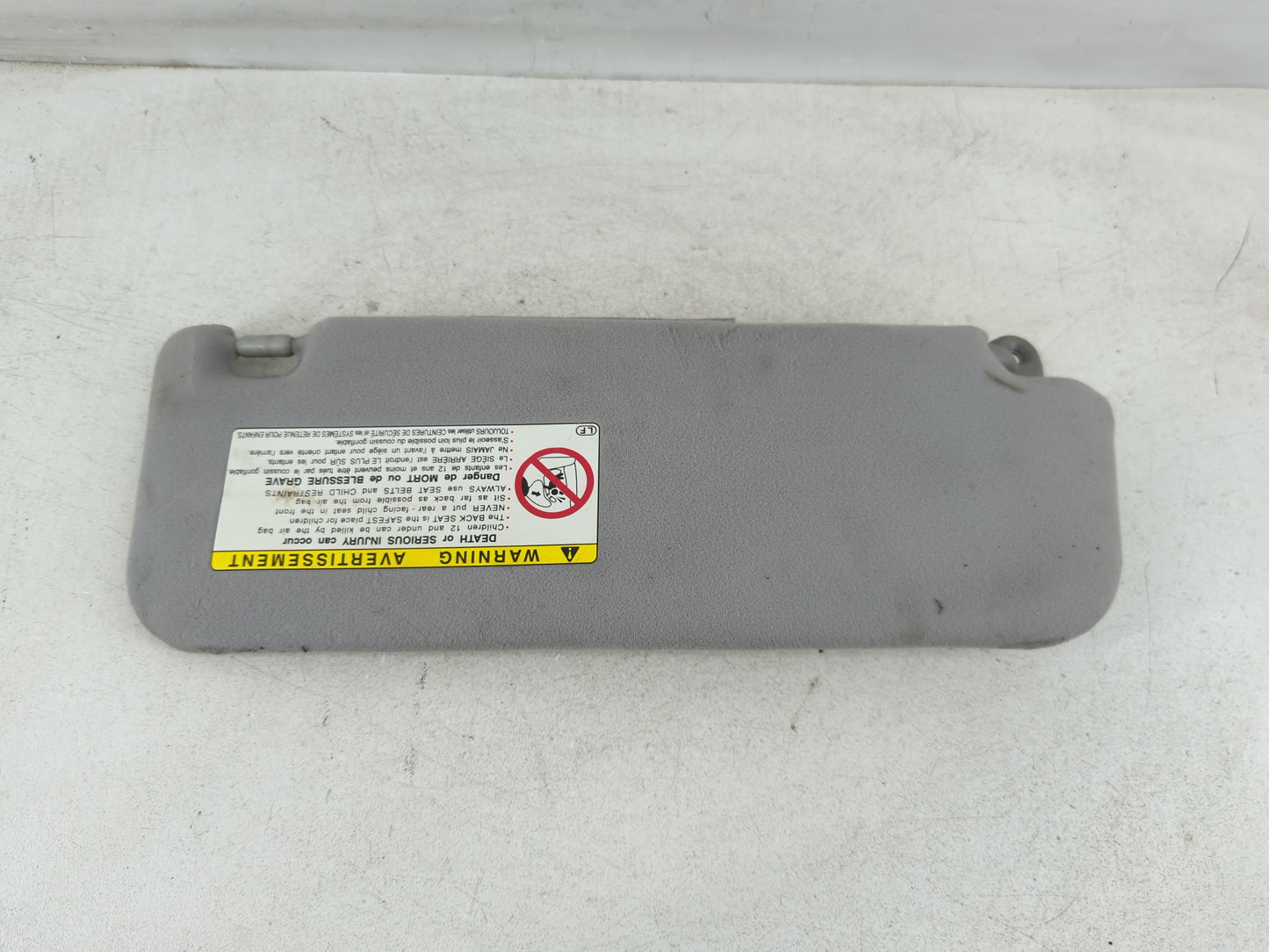 2005 Toyota Prius Sun Visor Shade Replacement Passenger Right Mirror Fits OEM Used Auto Parts - Oemusedautoparts1.com