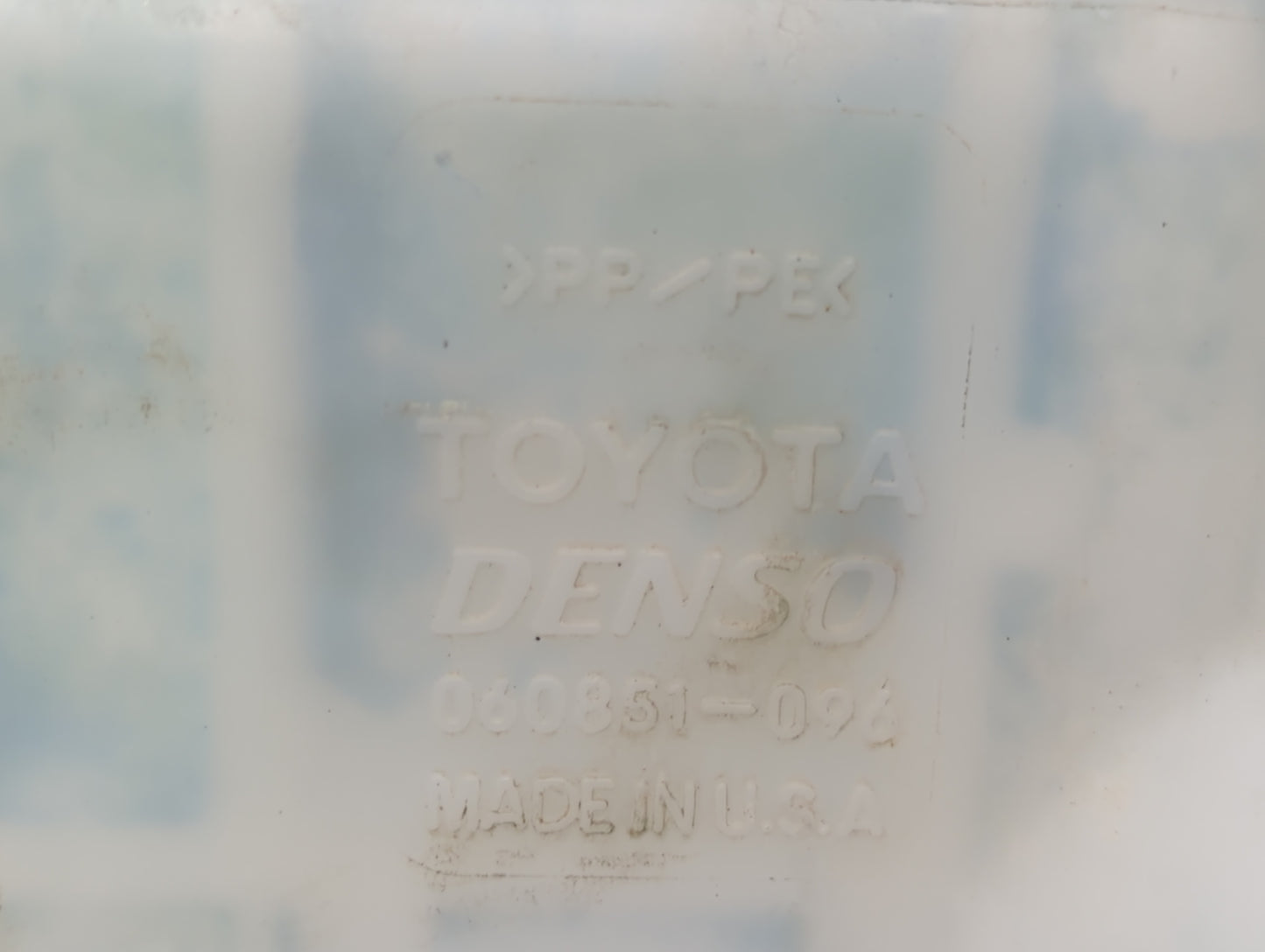 2004-2020 Toyota Sienna Windshield Washer Fluid Reservoir Bottle Oem 1409589 - Oemusedautoparts1.com