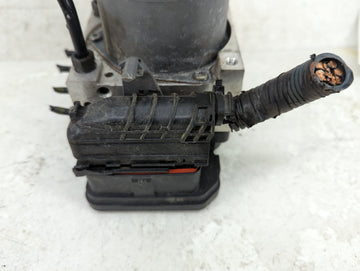 2004-2006 Toyota Sienna ABS Pump Control Module Replacement P/N:44540-08020 89541-08290, 116040-48180 Fits Fits 2004 2005 2006 OEM Used Auto Parts