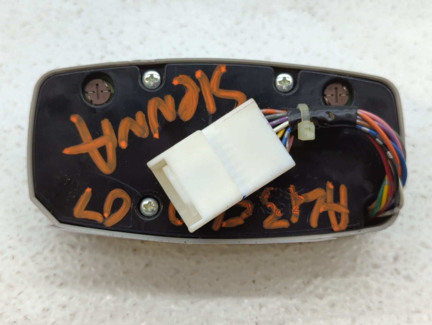 2004-2010 Toyota Sienna Climate Control Module Temperature AC/Heater Replacement P/N:758483 84010-08130 Fits OEM Used Auto P