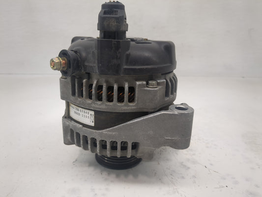 2003-2005 Toyota Tundra Alternator Replacement Generator Charging Assembly Engine OEM P/N:27060-0F040 Fits Fits 2003 2004 2005 OEM Used Auto Parts