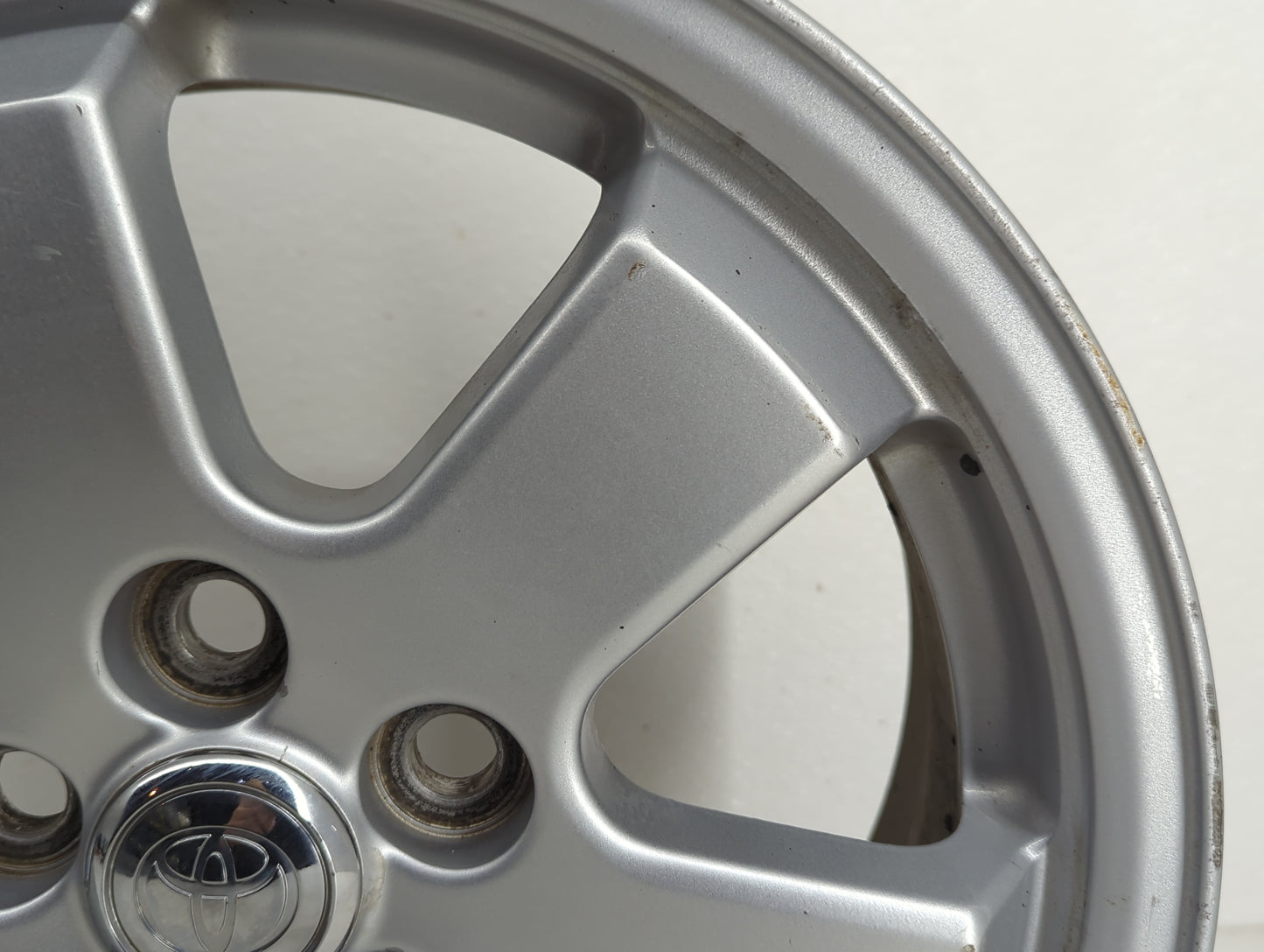 Toyota Prius Prius Oem Wheel Rim 811325 - Oemusedautoparts1.com