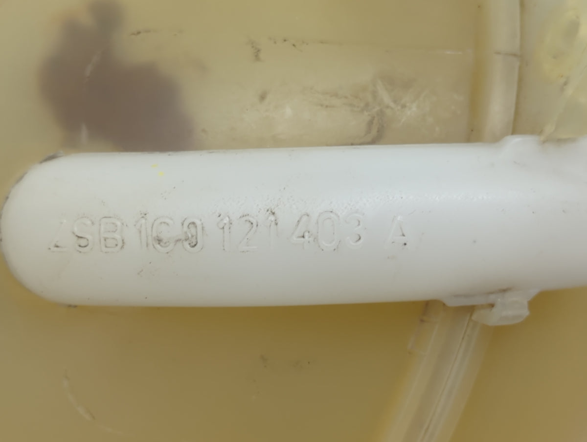 2000 Volkswagen Beetle Radiator Coolant Overflow Expansion Tank Bottle 1449220 - Oemusedautoparts1.com