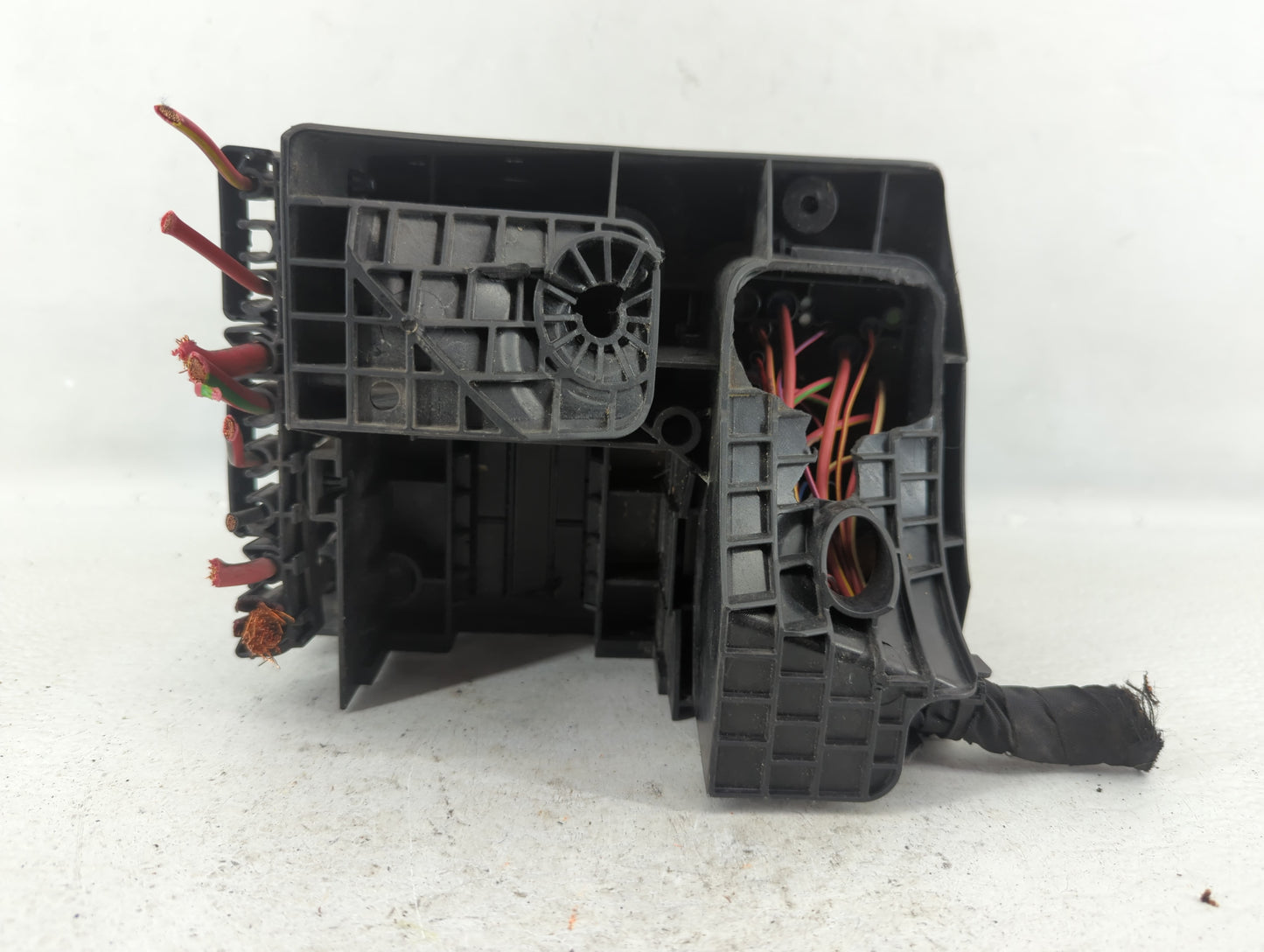 2000-2005 Volkswagen Passat Fusebox Fuse Box Panel Relay Module P/N:3C0 937 126 A Fits Fits 2000 2001 2002 2003 2004 2005 OE