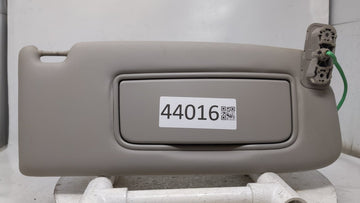 2005 Volvo S40 Sun Visor Shade Replacement Passenger Right Mirror Fits OEM Used Auto Parts