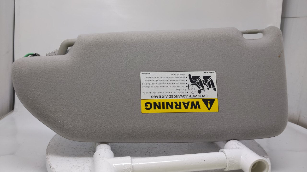 2005 Volvo V70 Sun Visor Shade Replacement Passenger Right Mirror Fits OEM Used Auto Parts - Oemusedautoparts1.com