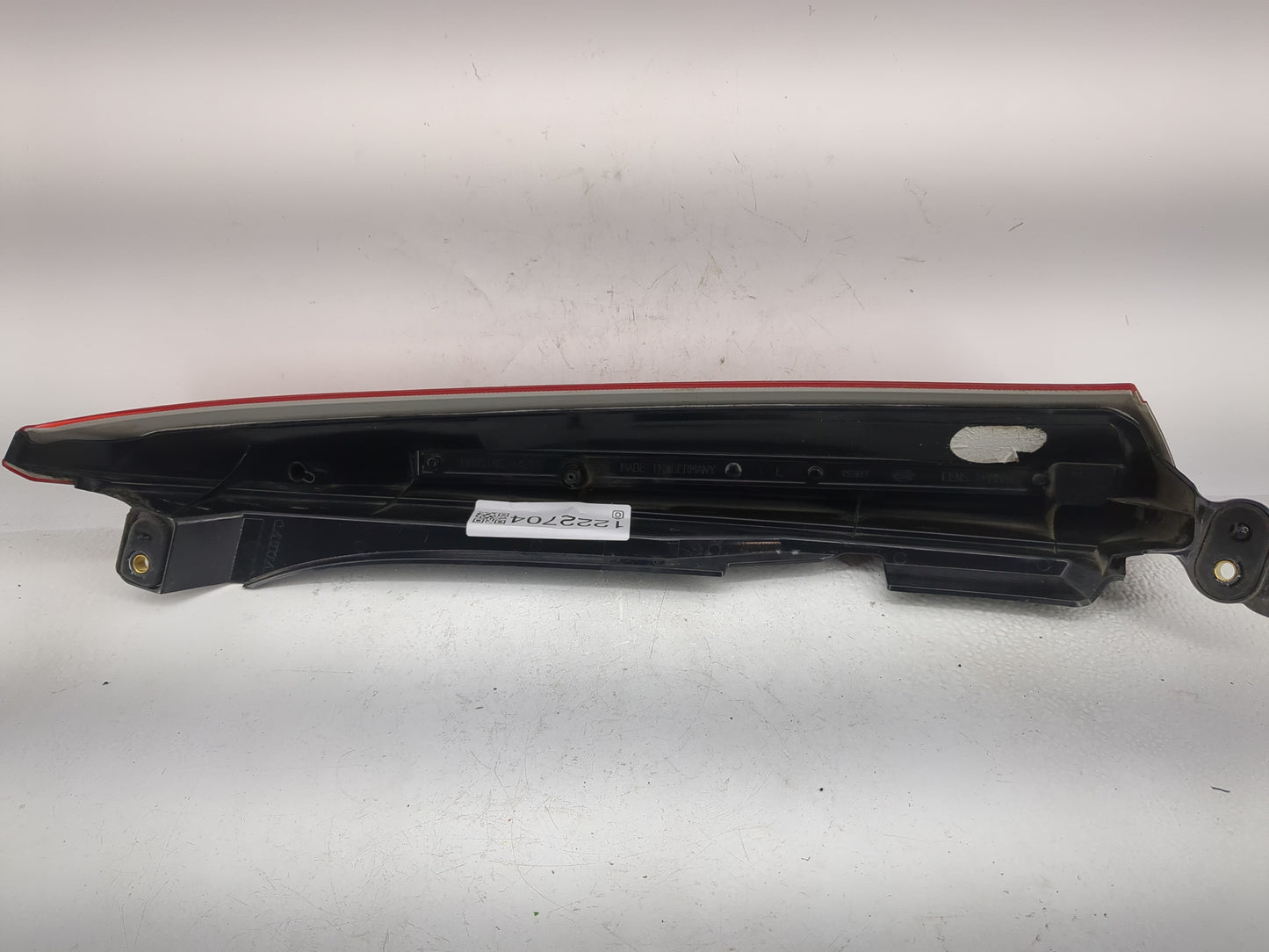 2003-2006 Volvo Xc90 Tail Light Assembly Driver Left OEM P/N:30678220 Fits Fits 2003 2004 2005 2006 OEM Used Auto Parts - Oe