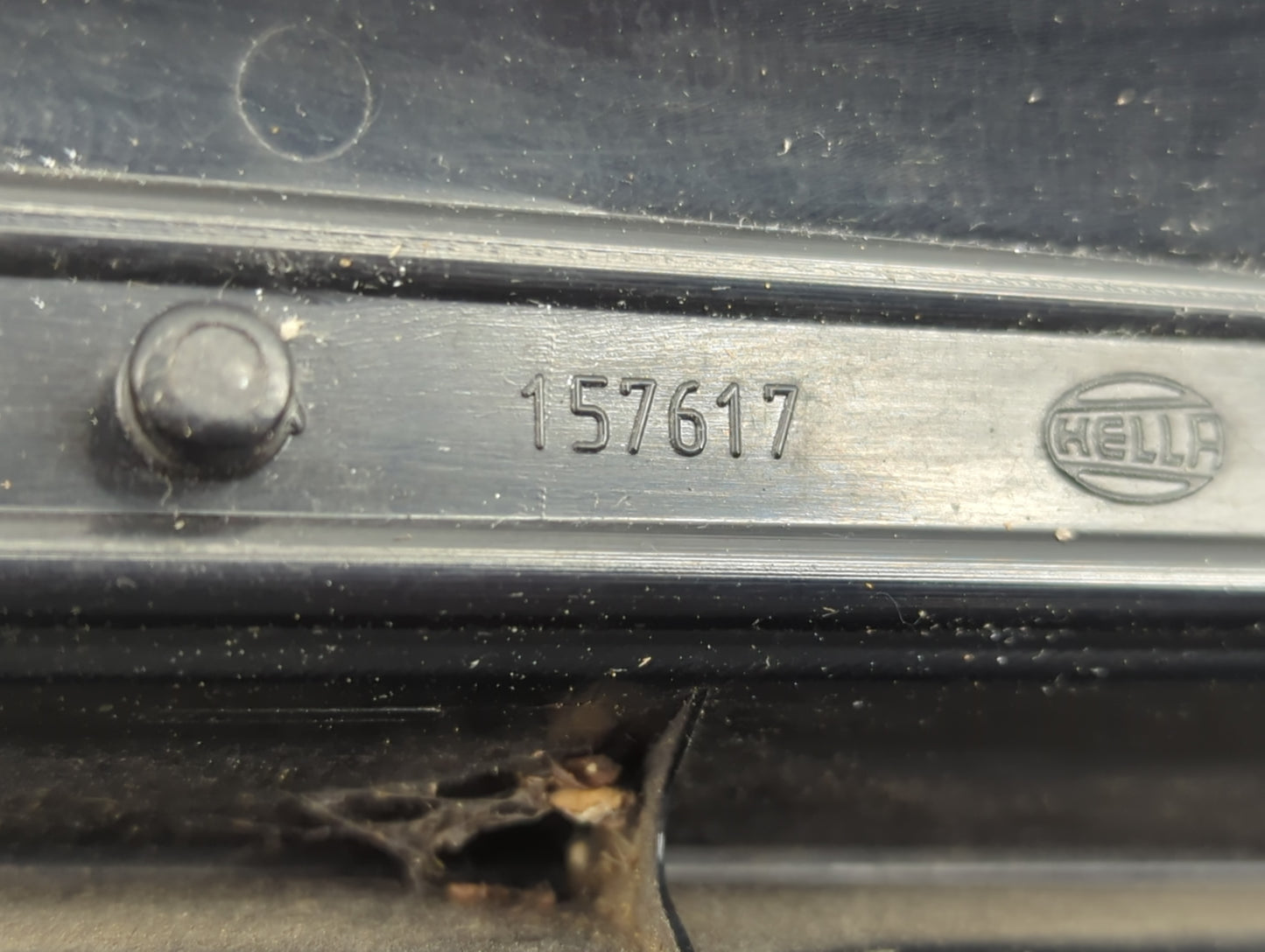 2003-2006 Volvo Xc90 Tail Light Assembly Driver Left OEM P/N:157617 Fits Fits 2003 2004 2005 2006 OEM Used Auto Parts - Oemu