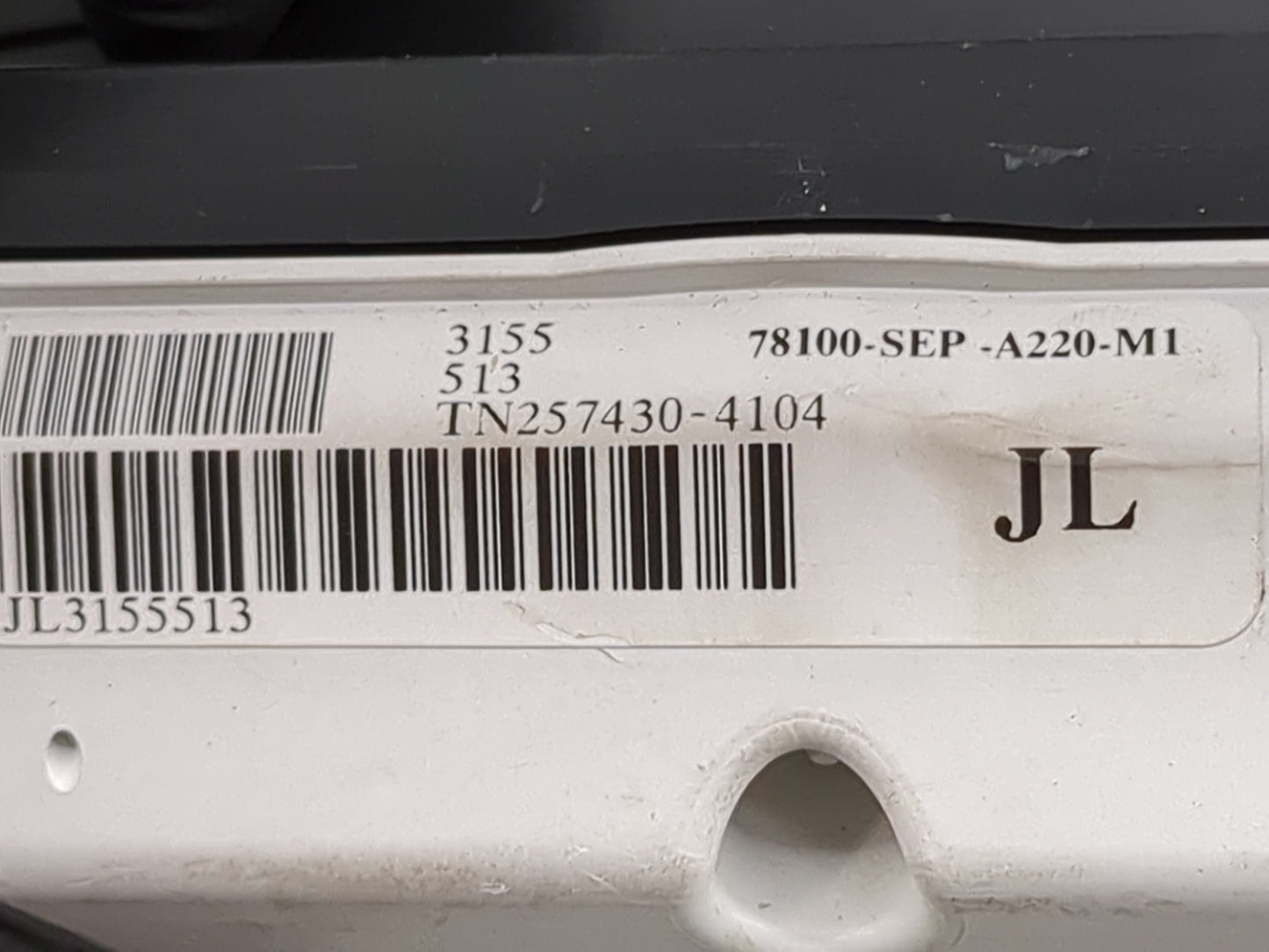 2005-2006 Acura Tl Instrument Cluster Speedometer Gauges P/N:78100-SEP-A220-M1 TN257430-4104 Miles: Fits Fits 2005 2006 OEM