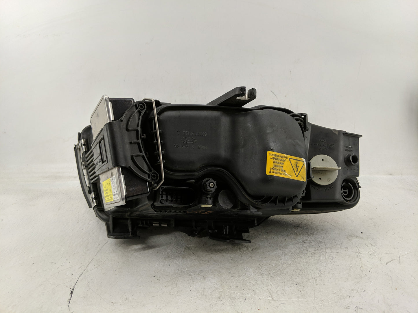 2003-2006 Audi A4 Driver Left Oem Head Light Headlight Lamp - Oemusedautoparts1.com