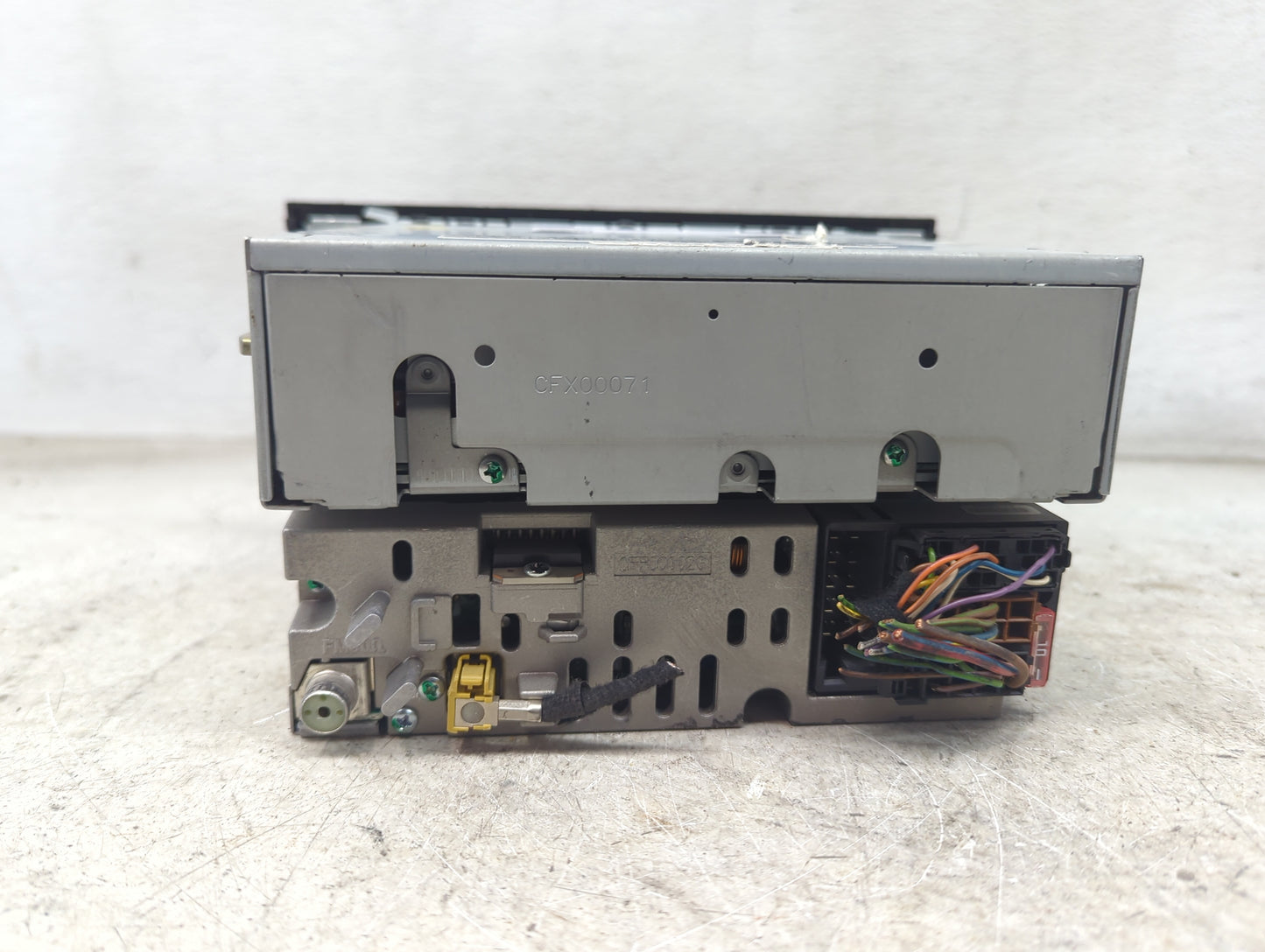 2006 Audi A4 Radio AM FM Cd Player Receiver Replacement P/N:8E0035195H CQ-EA1360LC Fits OEM Used Auto Parts - Oemusedautopar