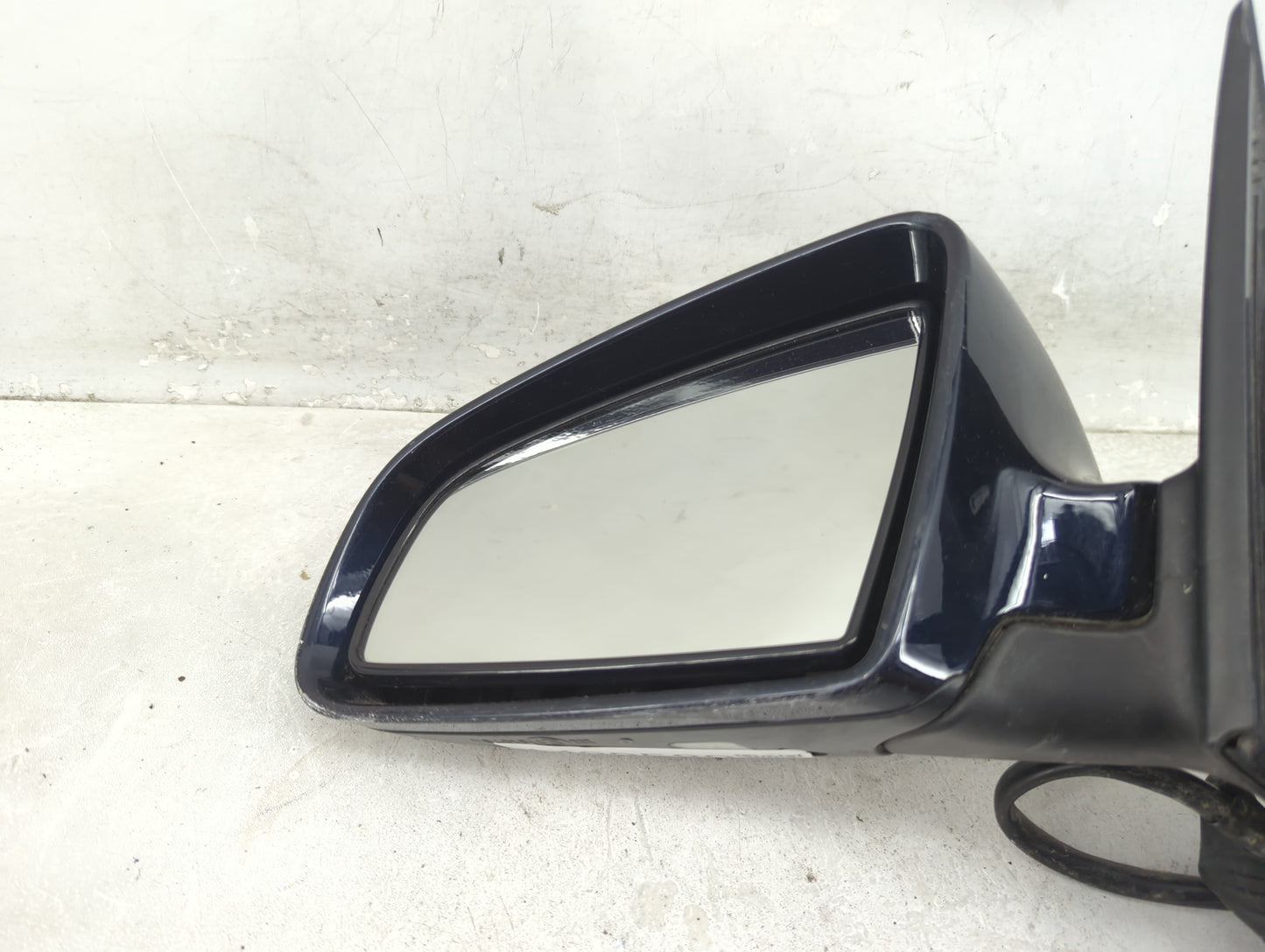 2005-2008 Audi A6 Driver Side View Mirror - Left Door Mirror OEM Used - Oemusedautoparts1.com