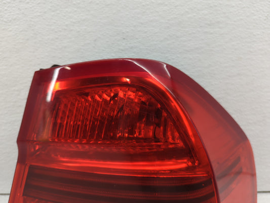 2006-2008 Bmw 323i Tail Light Assembly Driver Left OEM P/N:7 161 956 Fits Fits 2006 2007 2008 OEM Used Auto Parts
