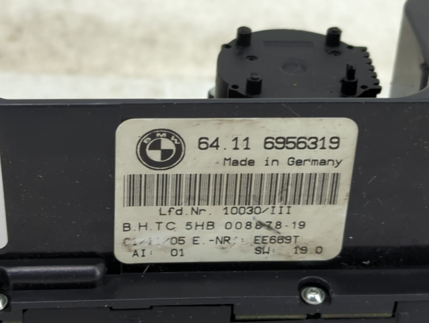 2006 Bmw 325i Climate Control Module Temperature AC/Heater Replacement P/N:64116956319 5HB00887819, EE669T Fits OEM Used Aut